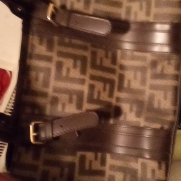 Authentic Fendi Purse - Picture 6 of 7